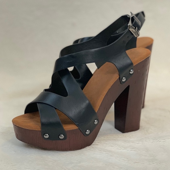 Black Cross Strap Heels - Picture 2 of 8